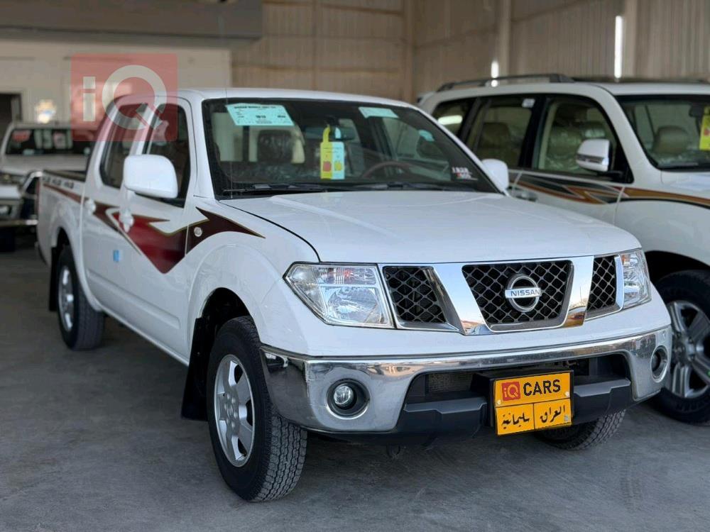 نيسان نافارا